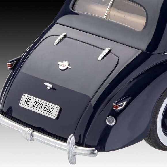 Revell 1:24 scale Luxury Class Car Admiral Saloon plastic model New in Box - Picture 8 of 16